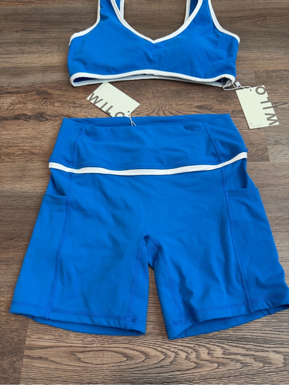 NWT Wilo The Label Active Set Sports Bra Biker Shorts Cobalt Blue White Large - Picture 5 of 7